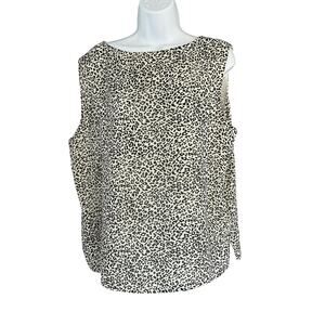 Chic Leopard Print Sleeveless Blouse